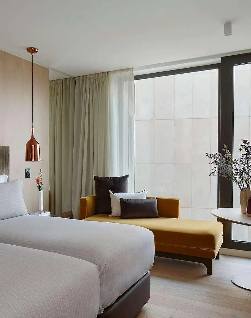 Me Barcelona Hotel